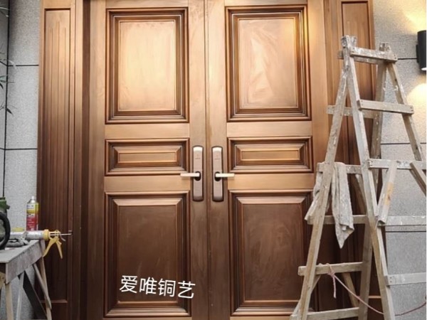 廣東銅門廠家愛唯銅藝——廣州金沙洲別墅銅門簡約款