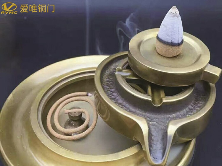 愛(ài)唯銅門-香薰?fàn)t